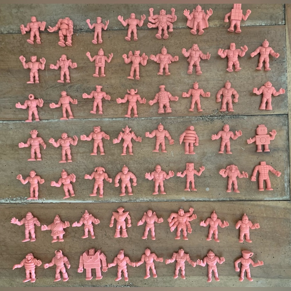 Lot of 55 M.U.S.C.L.E. Men Figures